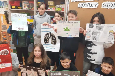 Projekt artystyczno-edukacyjny: Jak stworzyć go krok po kroku?