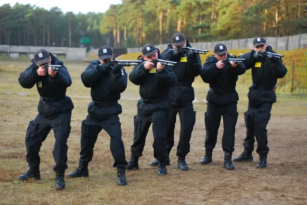 Szkolenia policyjne, specjalizacje w Policji