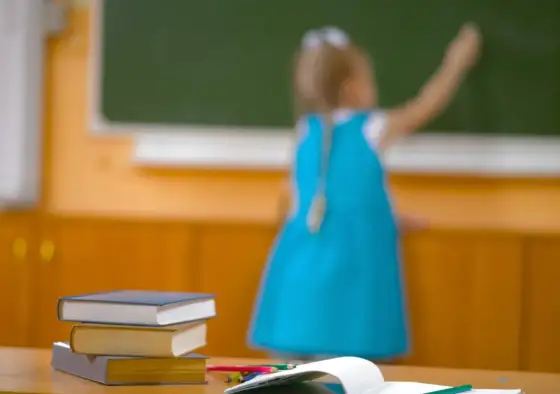 Szkoły średnie: Nauczanie zdalne w 2026? Sprawdź aktualne zasady
